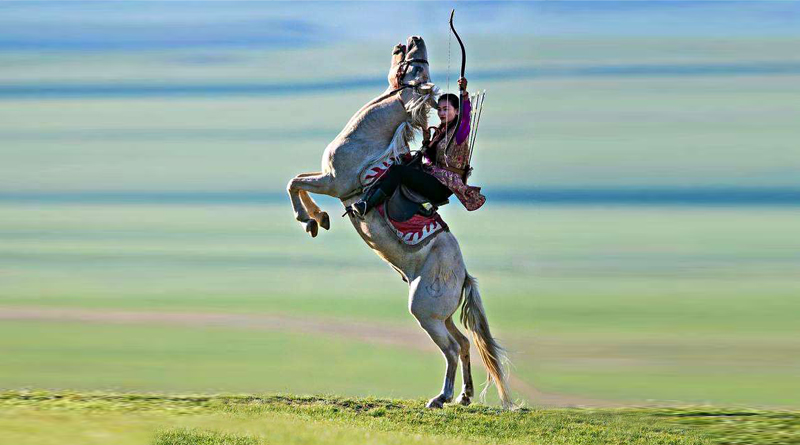 TOMRİS AVAR